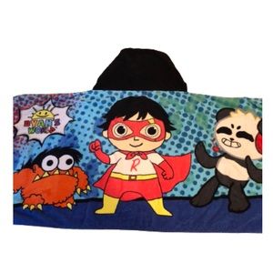 💕 Ryan’s World hooded towel 💕